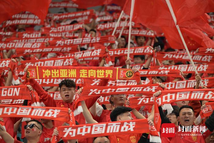 华体会体育app登录-激情对决引发球迷热议，现场气氛热烈