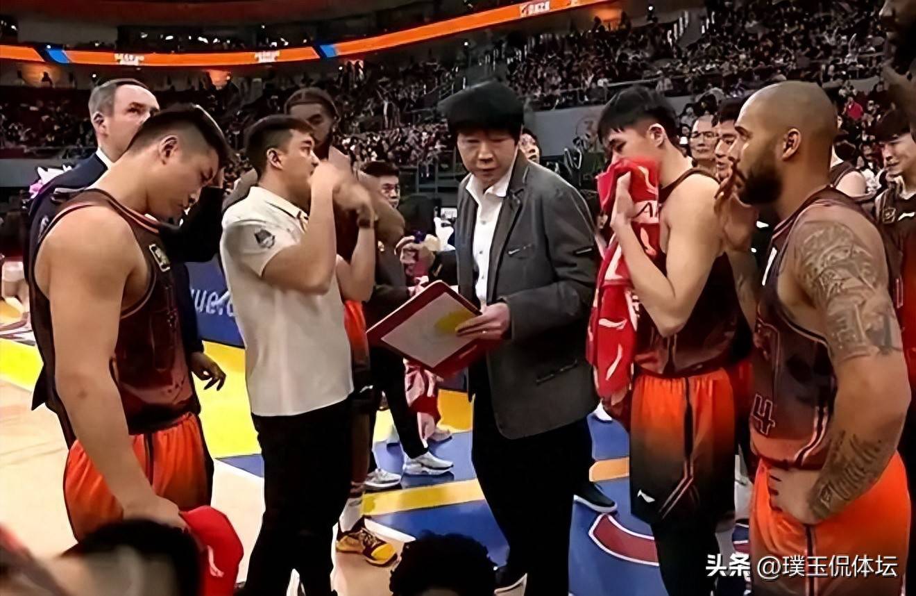 山东男篮全员备战，教练组重申备战计划的简单介绍