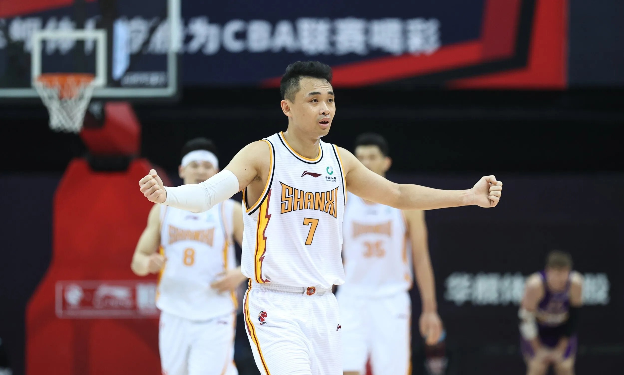 包含篮球剑指总冠军,乌鲁木齐森马赢球离奇的词条